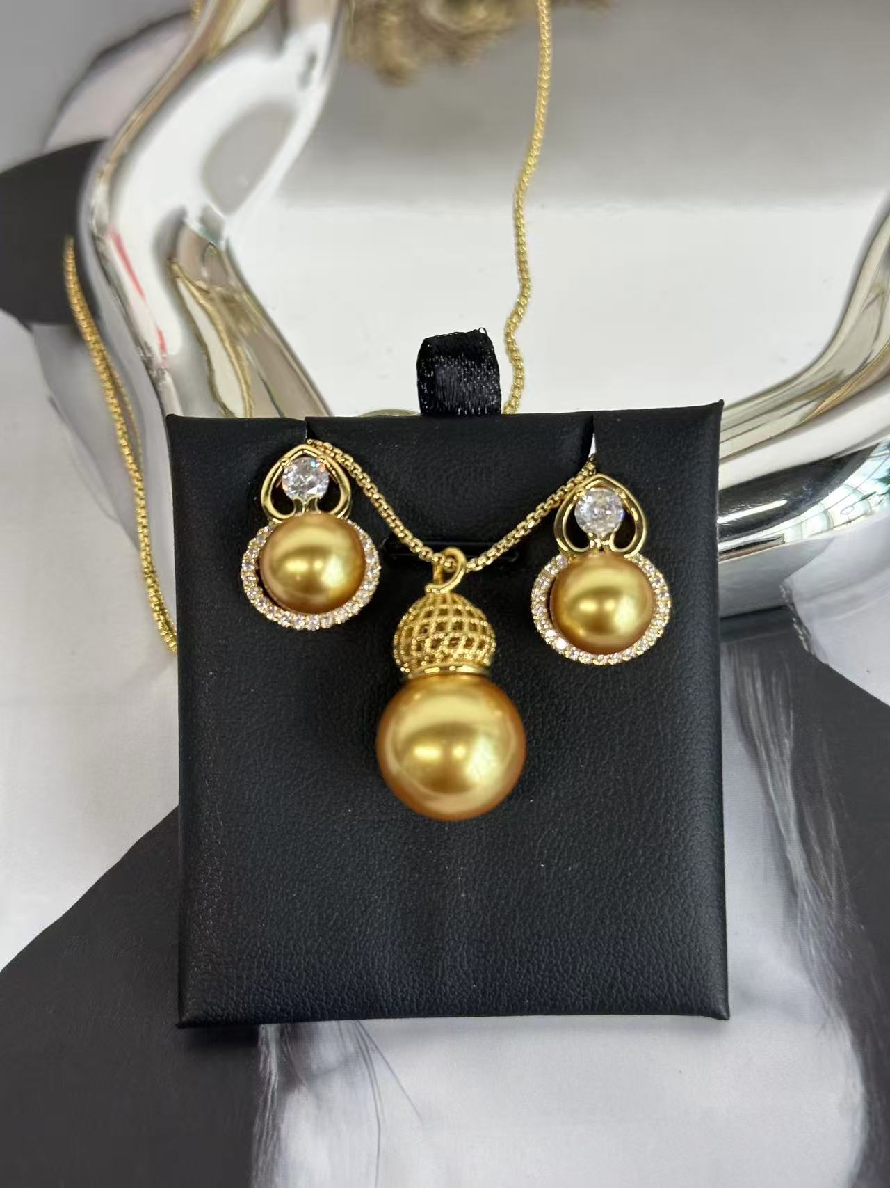 shell pearl set