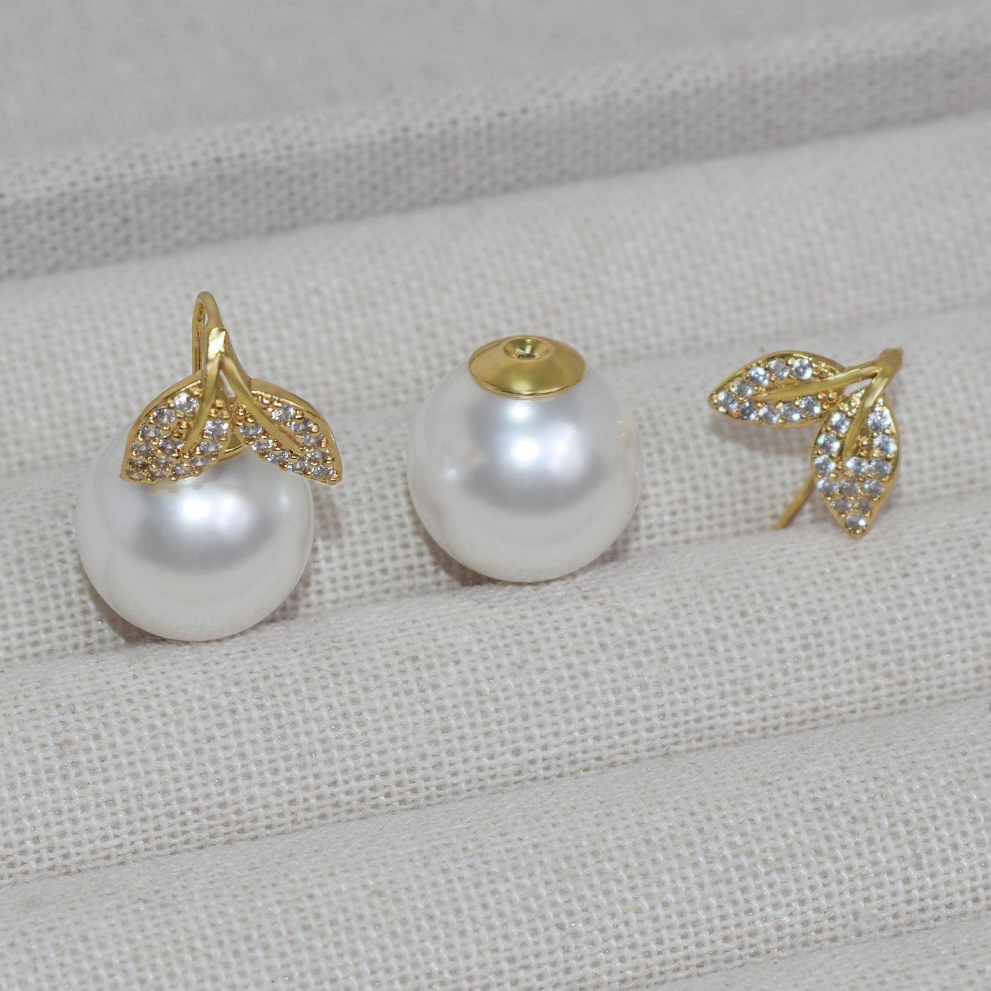 14Mm zircon fishtail leaf pearl stud earrings, white, gold, pink earrings, seaside photos, parties, birthday gifts