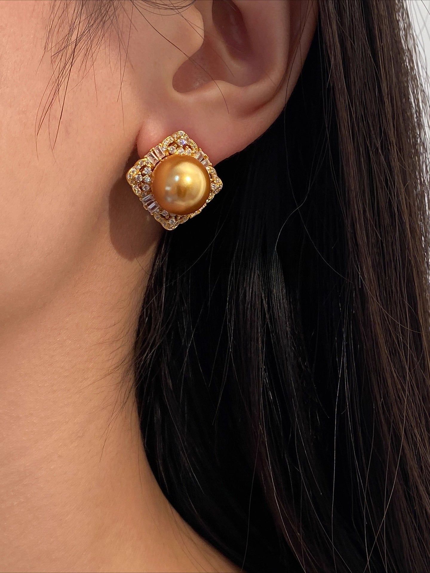 Gold & White Pearl Earrings | Geometric Rhombus Design with Miniature Zircon | S925 Silver | Niche Premium Stud Earrings